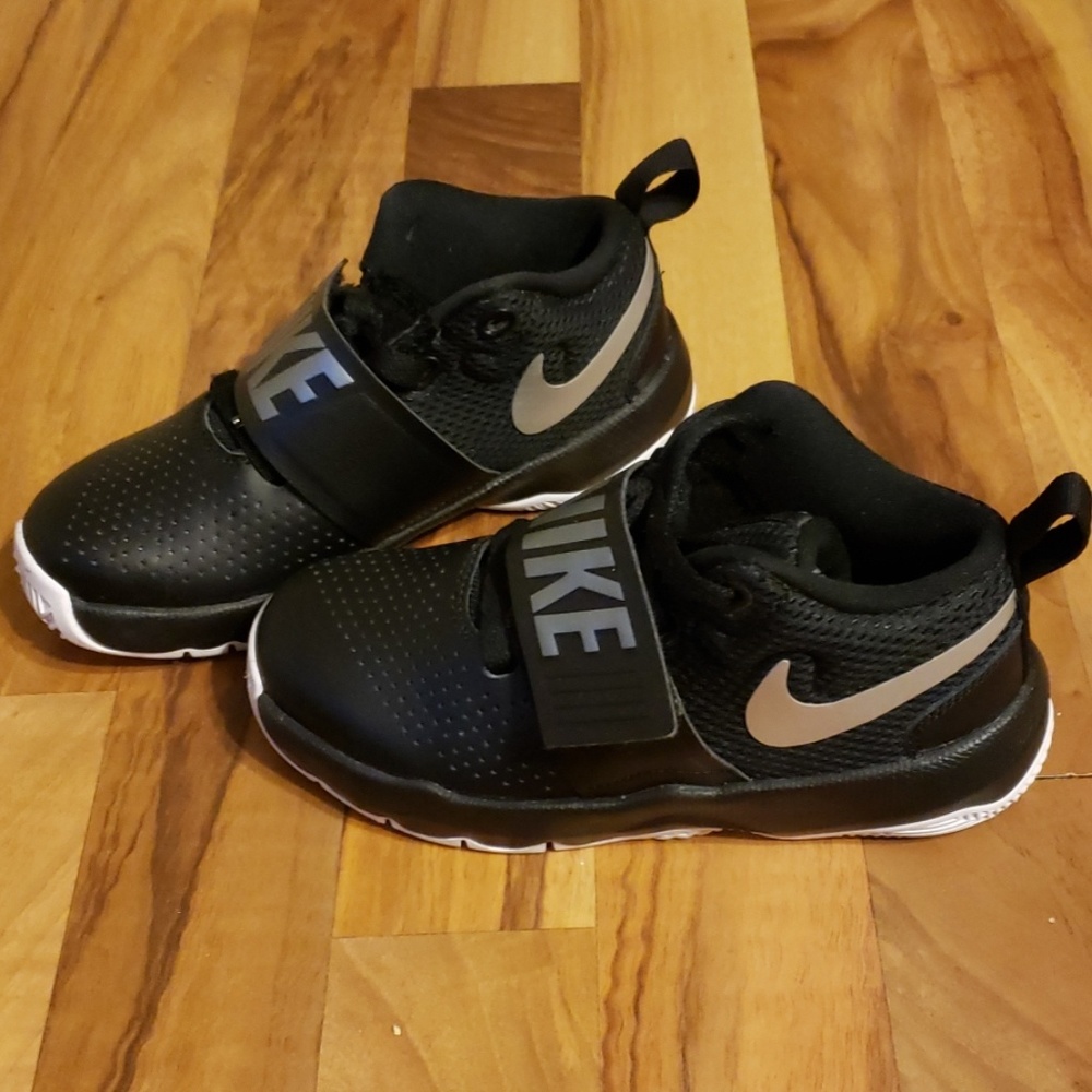 Size 12C Boys Nike Black and Silver Shoes